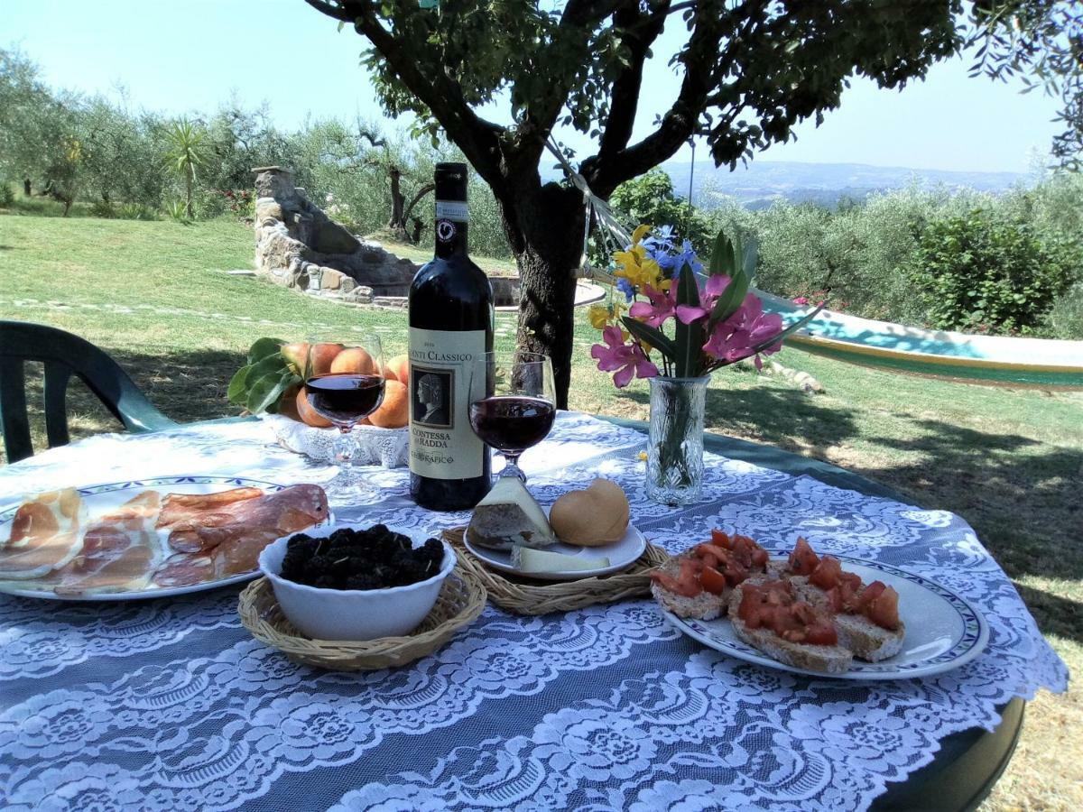 Nido Di Rondine Apartment Montespertoli Luaran gambar